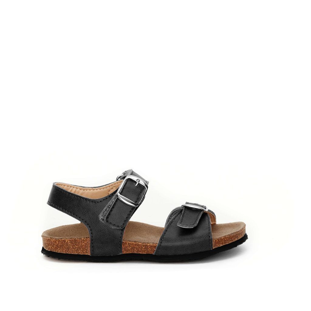 Sustainable summer sandals from apple leather cork and old car tire
